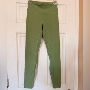NWOT Lululemon olive green leggings yoga pants size 6